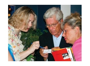 Автограф для посла Польши в России Стефана Меллера (Министр иностранных дел Польши в 2005-2006гг.) и его супруги. 2004