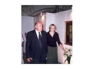 Министр культуры России Михаил Швыдкой — гость выставки в Нижнем Новгороде. 2004